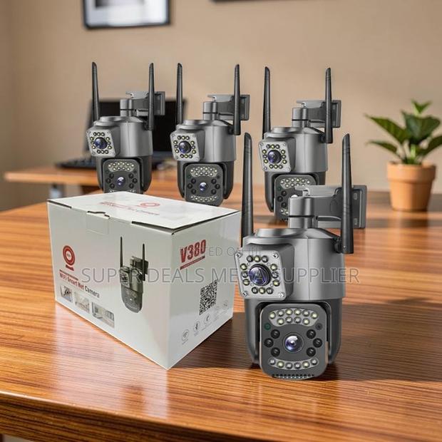 Human Movement Detection 4G WIFI PTZ Rotating Electric Camera
