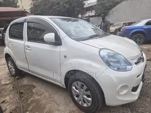 Toyota Passo 2016 Black