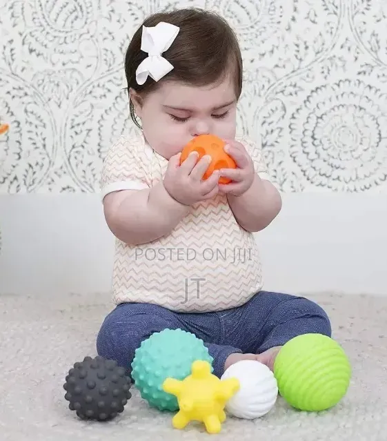 6 Pieces Colourful Soft Balls