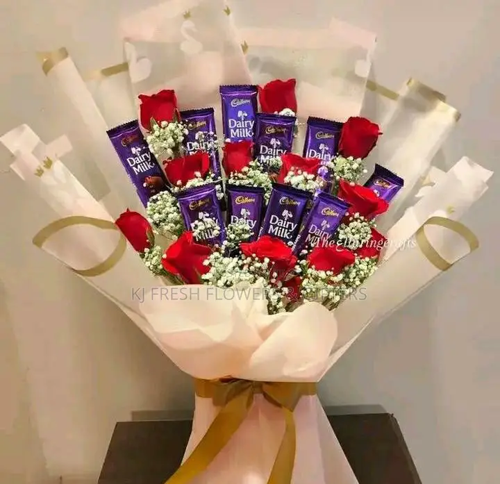 Want a Unique Flower Gift for Her? Try This Chocolate Roses Bouquet