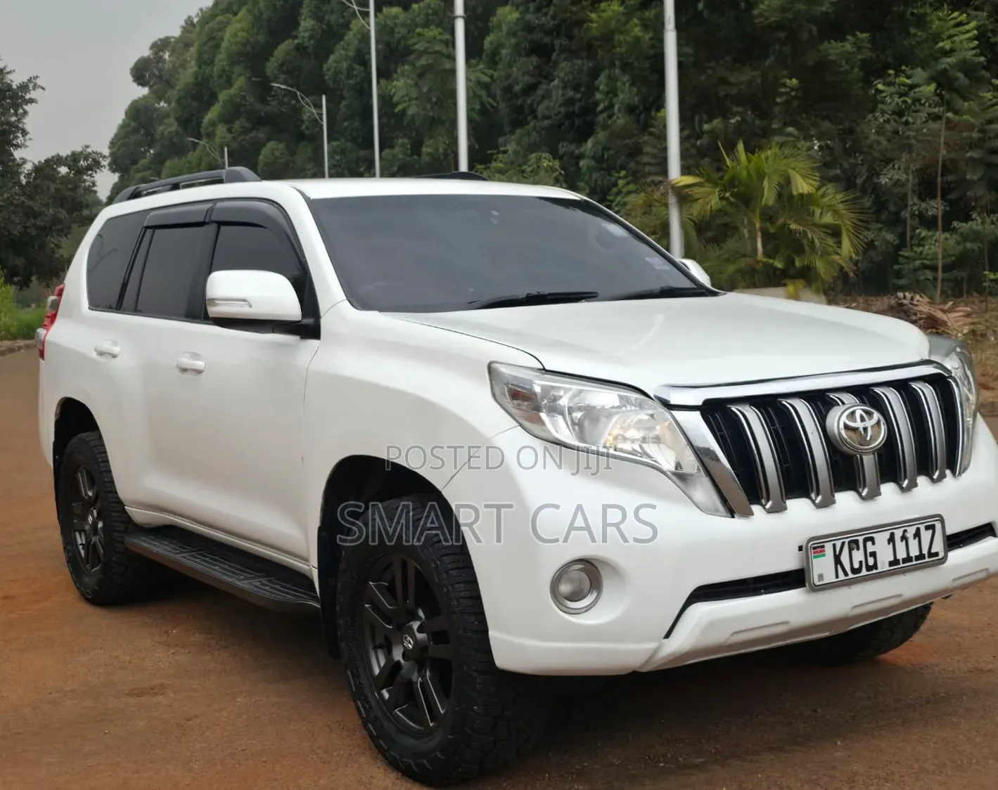 Toyota Land Cruiser Prado 2010 White