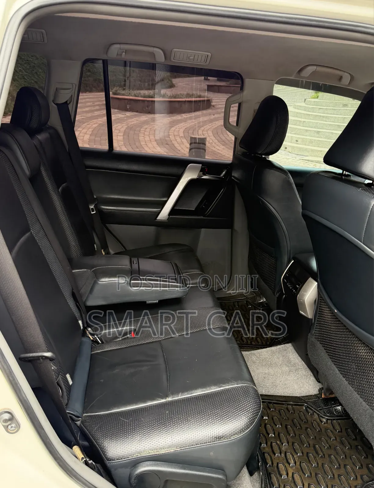 Toyota Land Cruiser Prado 2010 White