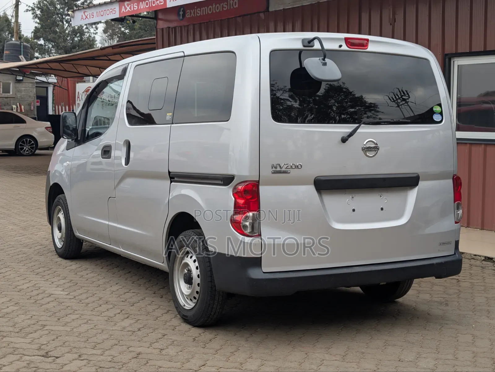Nissan NV200 2019 Silver