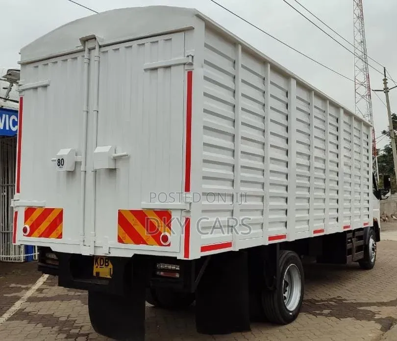 Mitsubishi Fuso F1