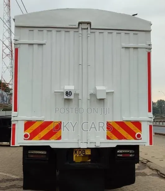 Mitsubishi Fuso F1