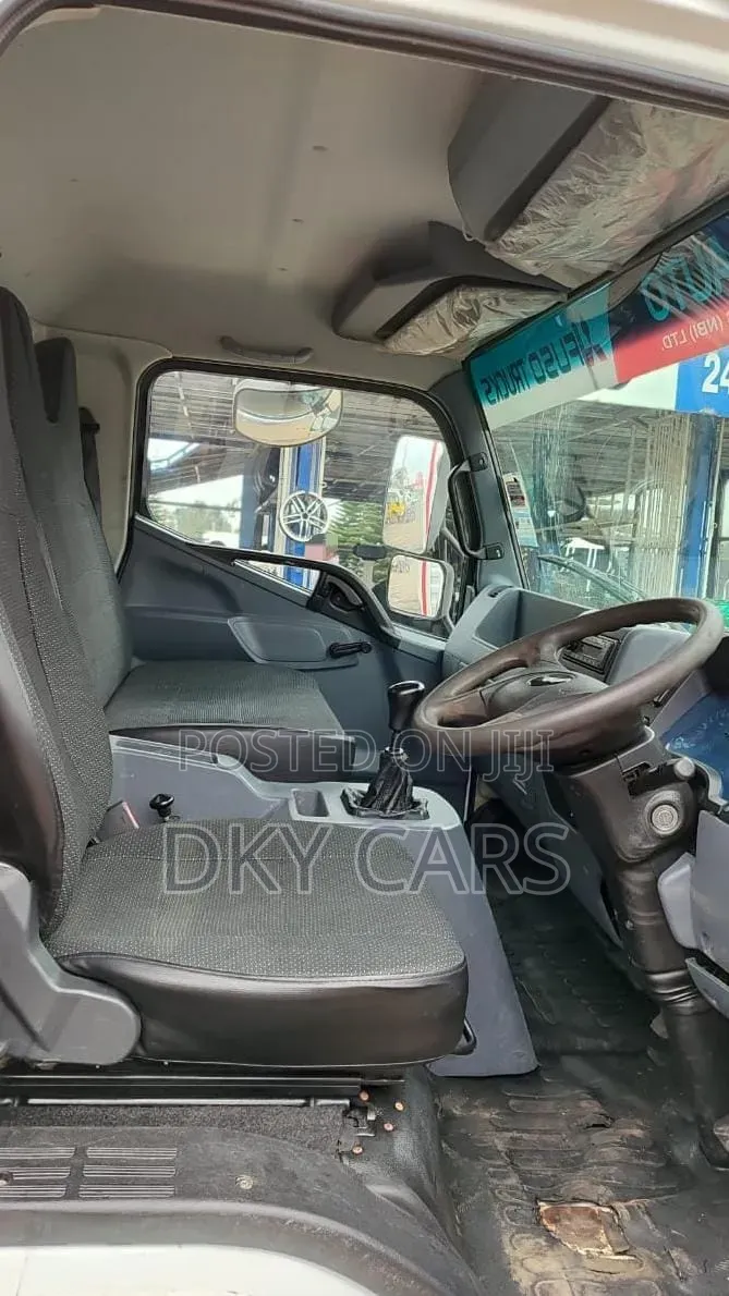 Mitsubishi Fuso F1