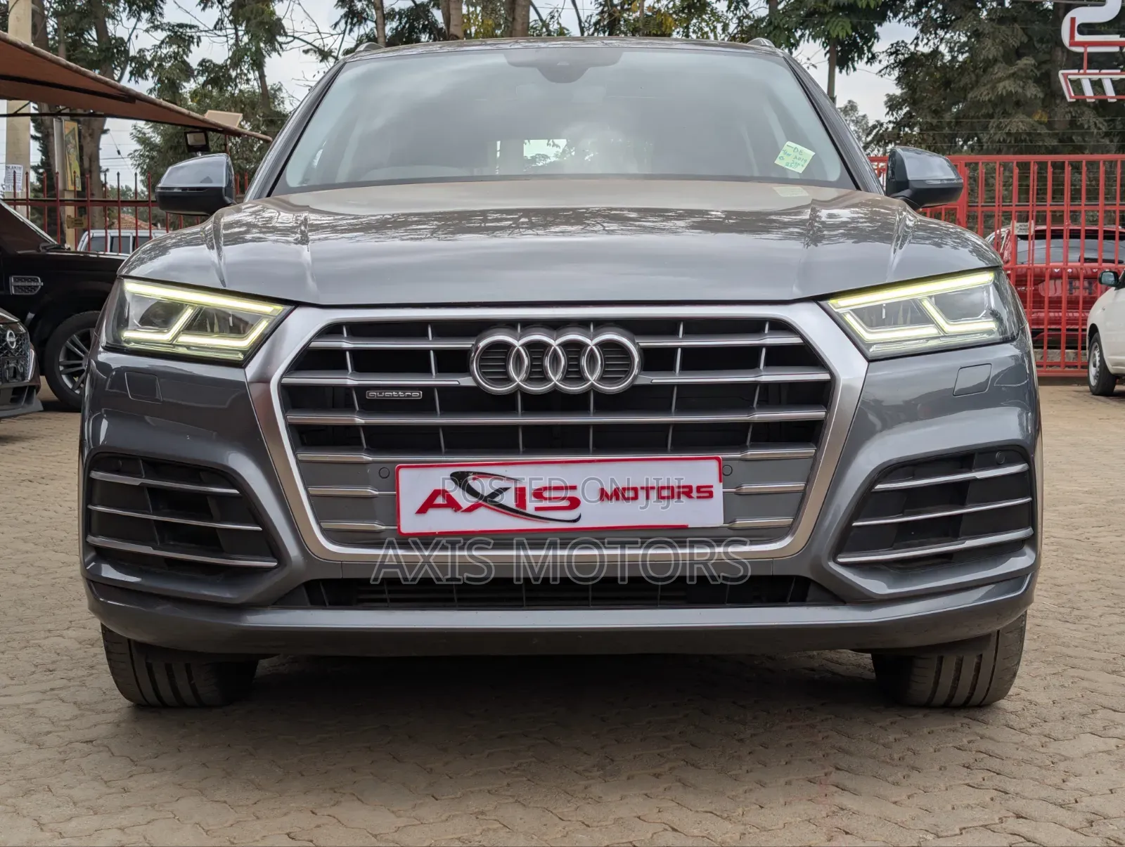 Audi Q5 2.0T Premium AWD quattro 2019 Gray