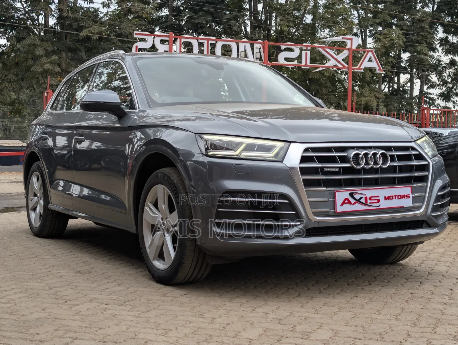 Audi Q5 2.0T Premium AWD quattro 2019 Gray