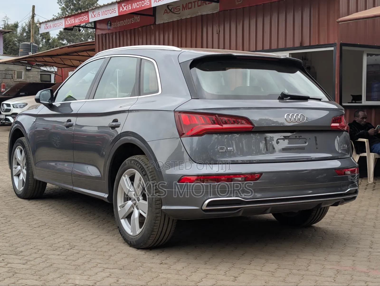Audi Q5 2.0T Premium AWD quattro 2019 Gray