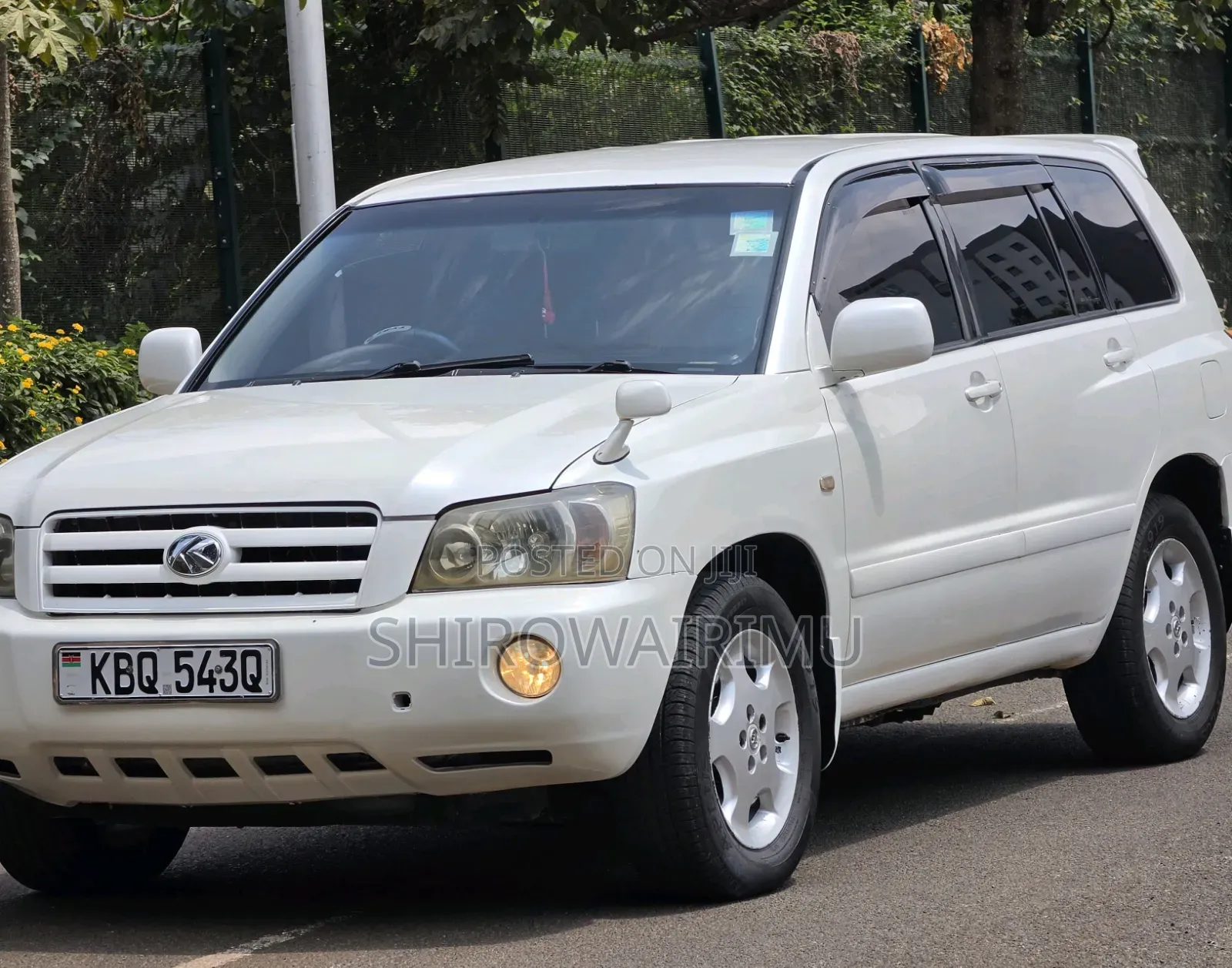 Toyota Kluger 2004 Off white