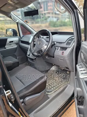 Toyota Voxy 2011 Black