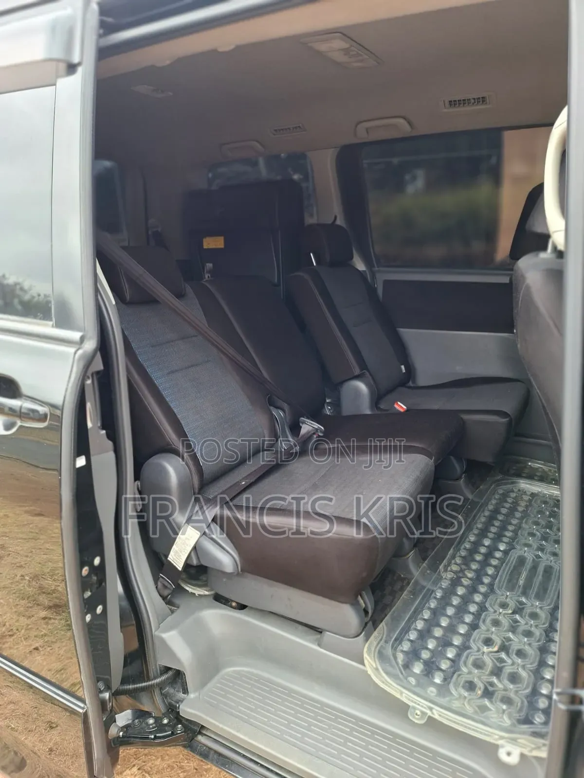 Toyota Voxy 2011 Black