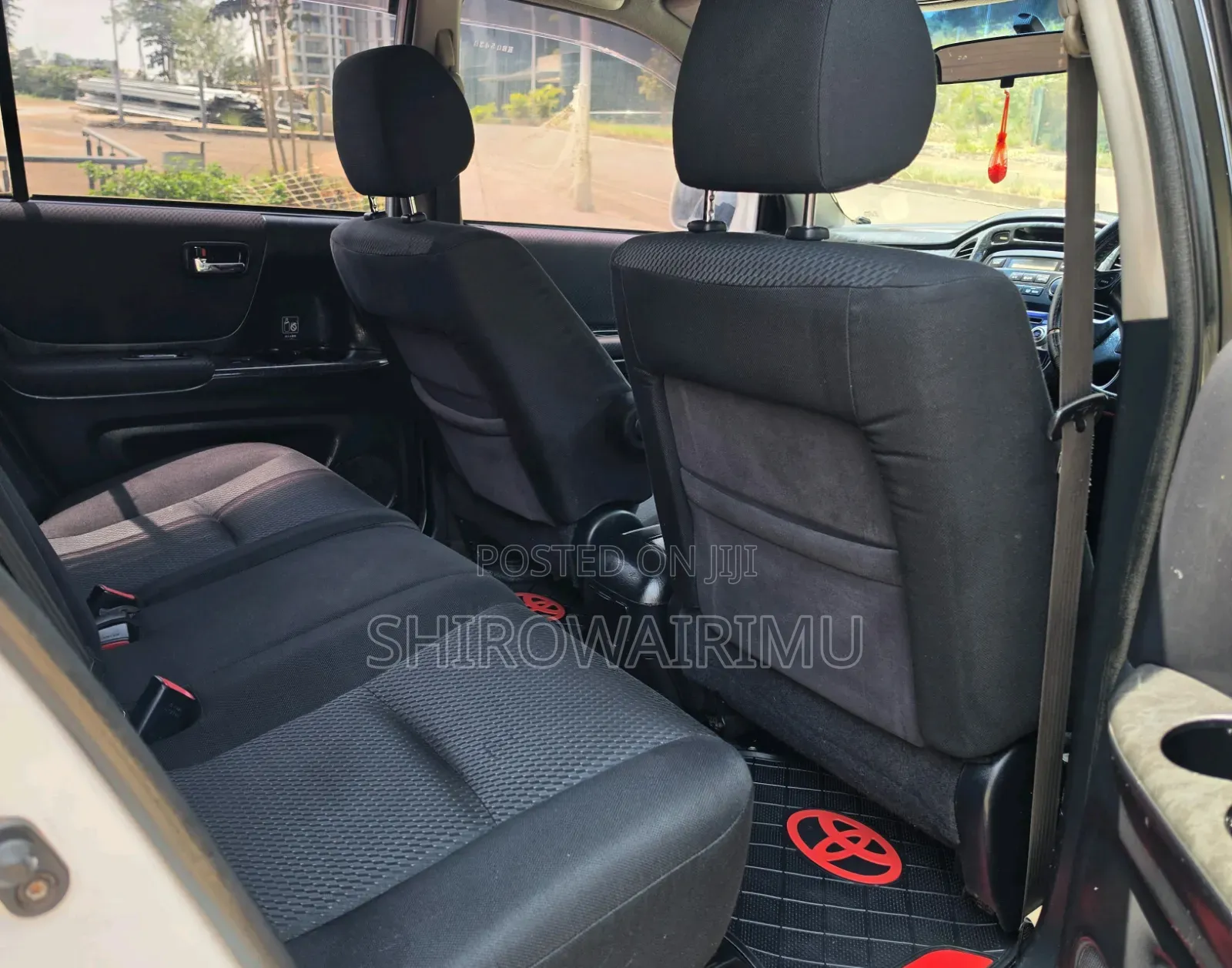 Toyota Kluger 2004 Off white