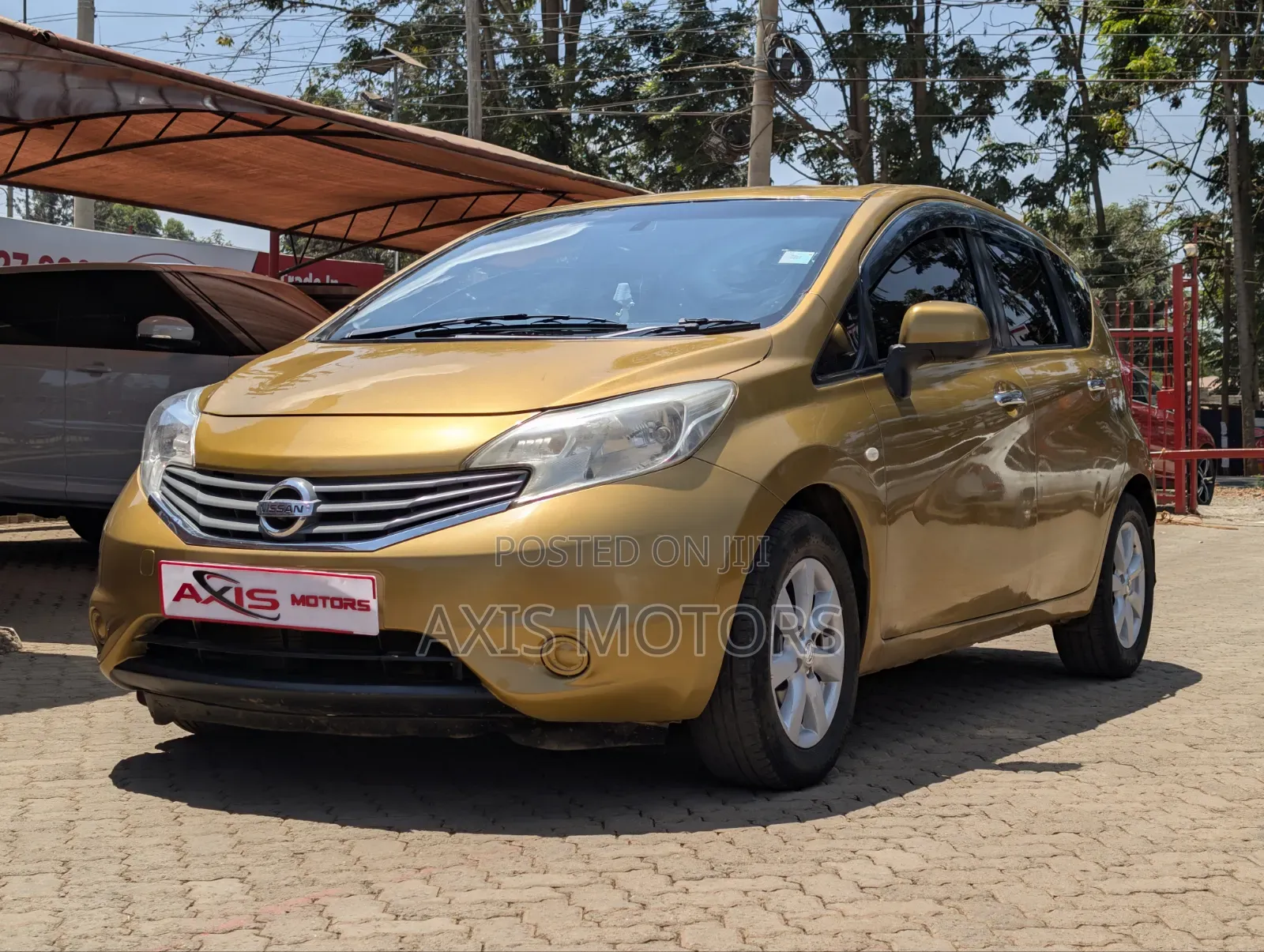 Nissan Note 2013 Gold