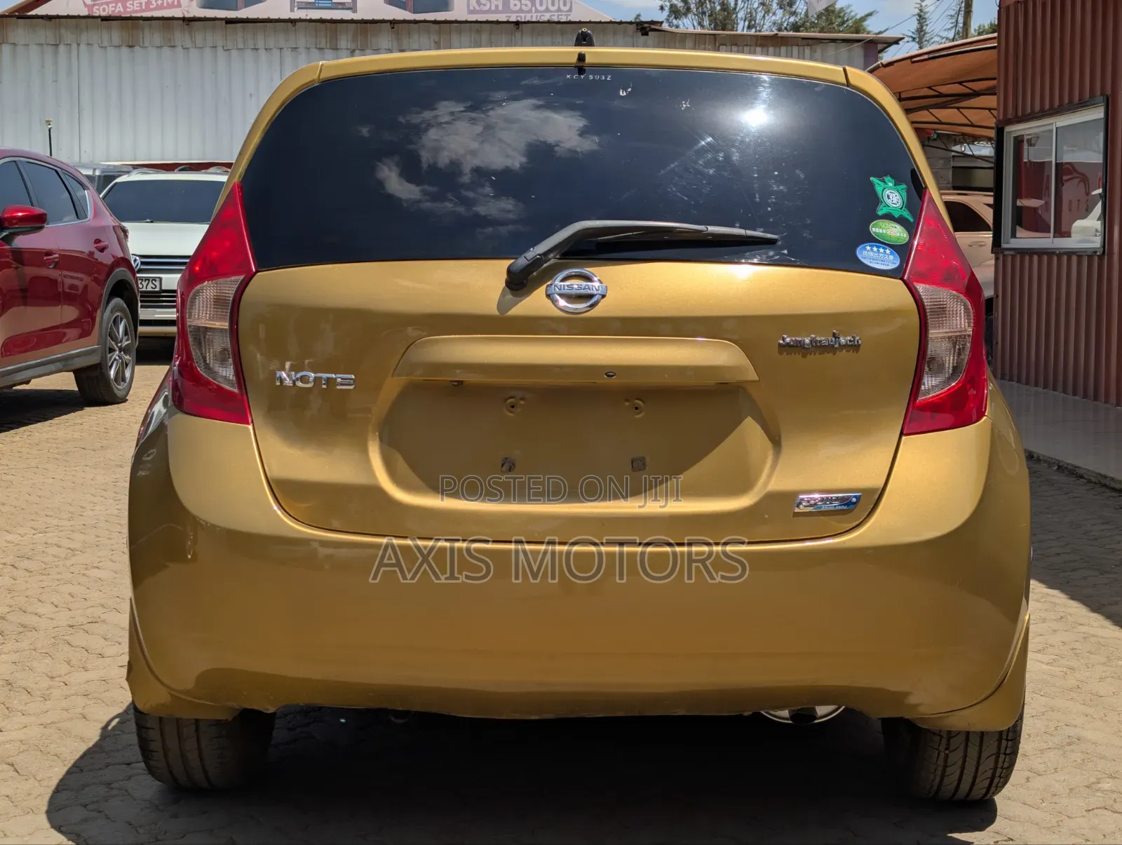Nissan Note 2013 Gold