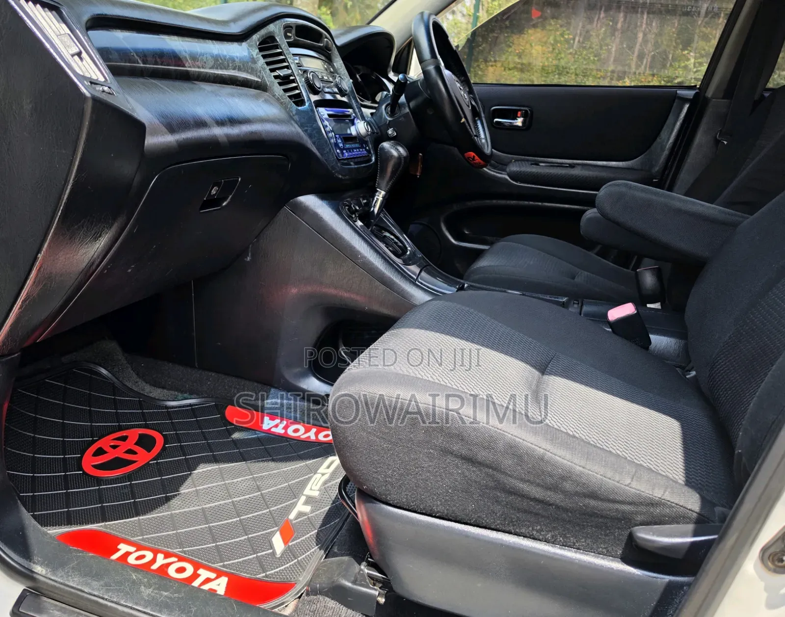 Toyota Kluger 2004 Off white