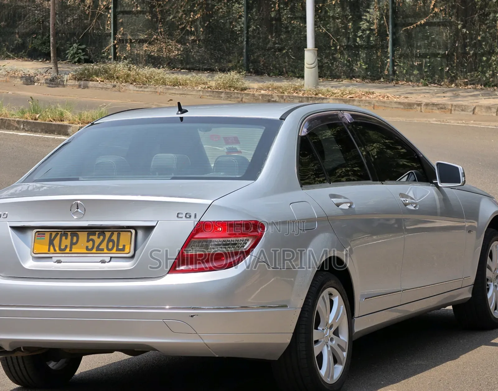 Mercedes-Benz C200 2010 Gray