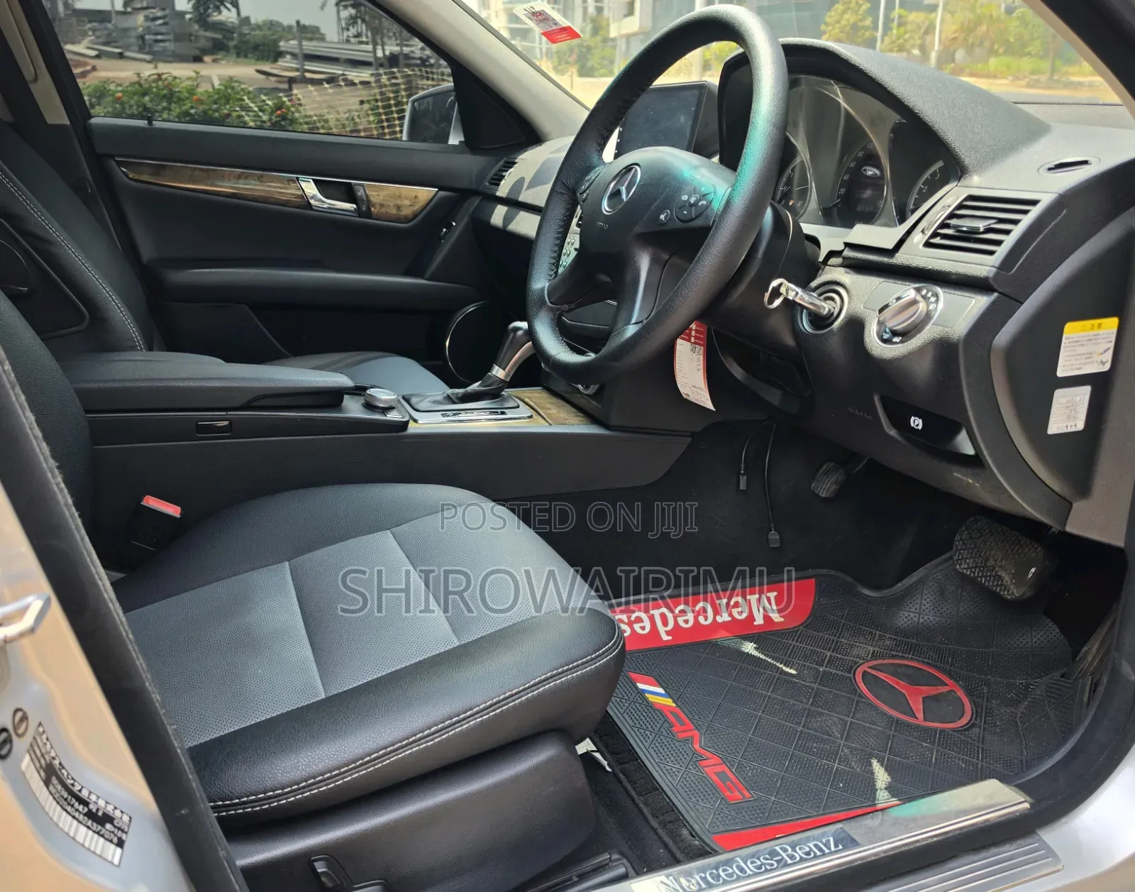 Mercedes-Benz C200 2010 Gray