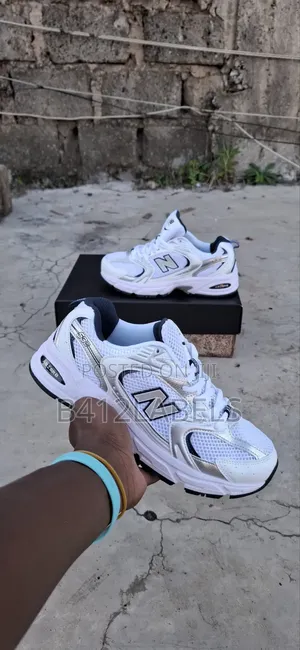 New Balance 530
