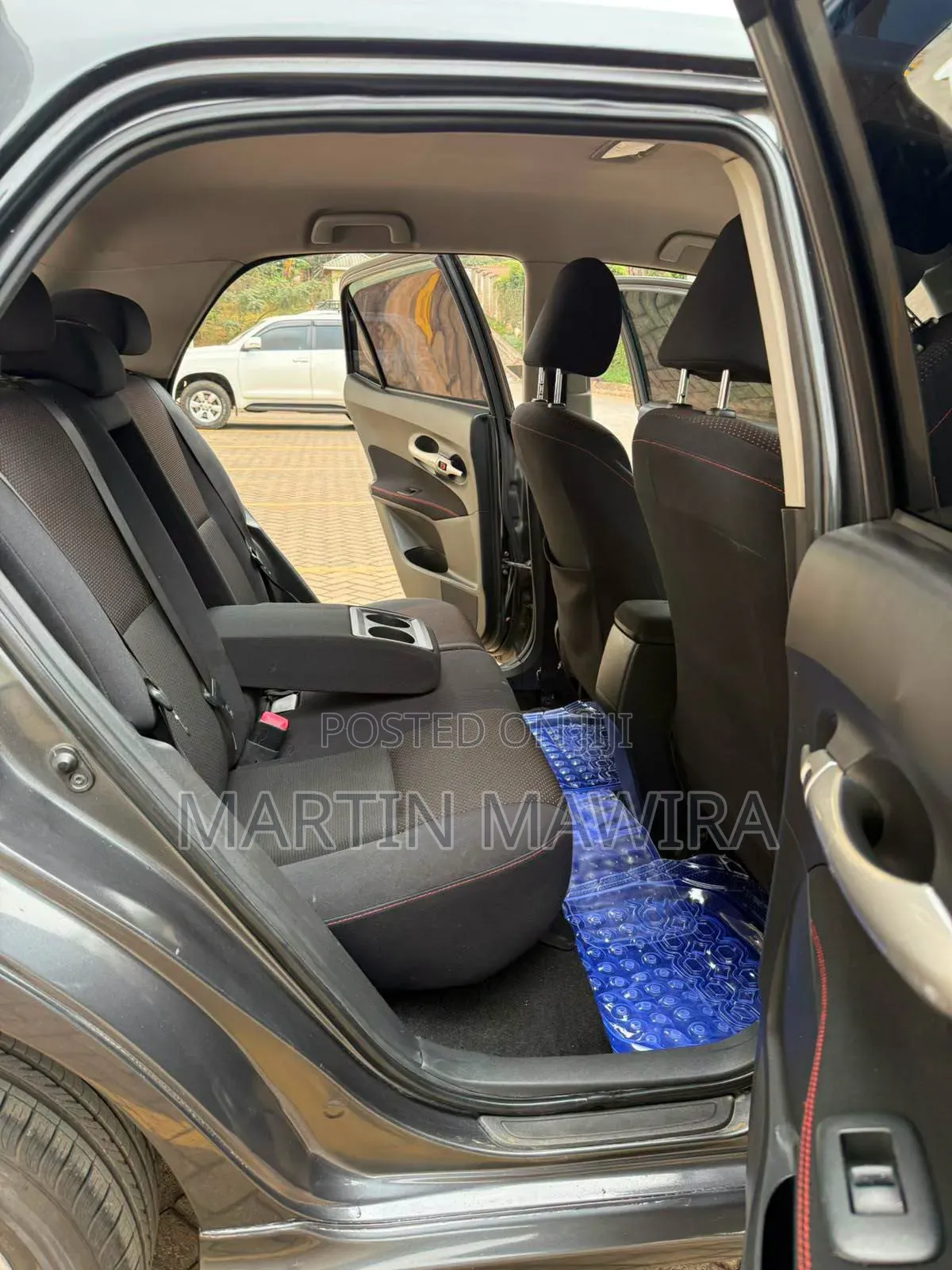 Toyota Auris 2010 Gray