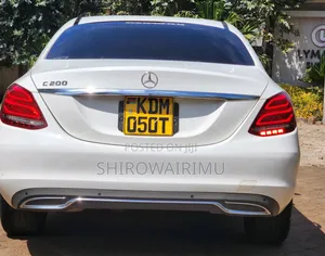 Mercedes-Benz C200 2016 Off white