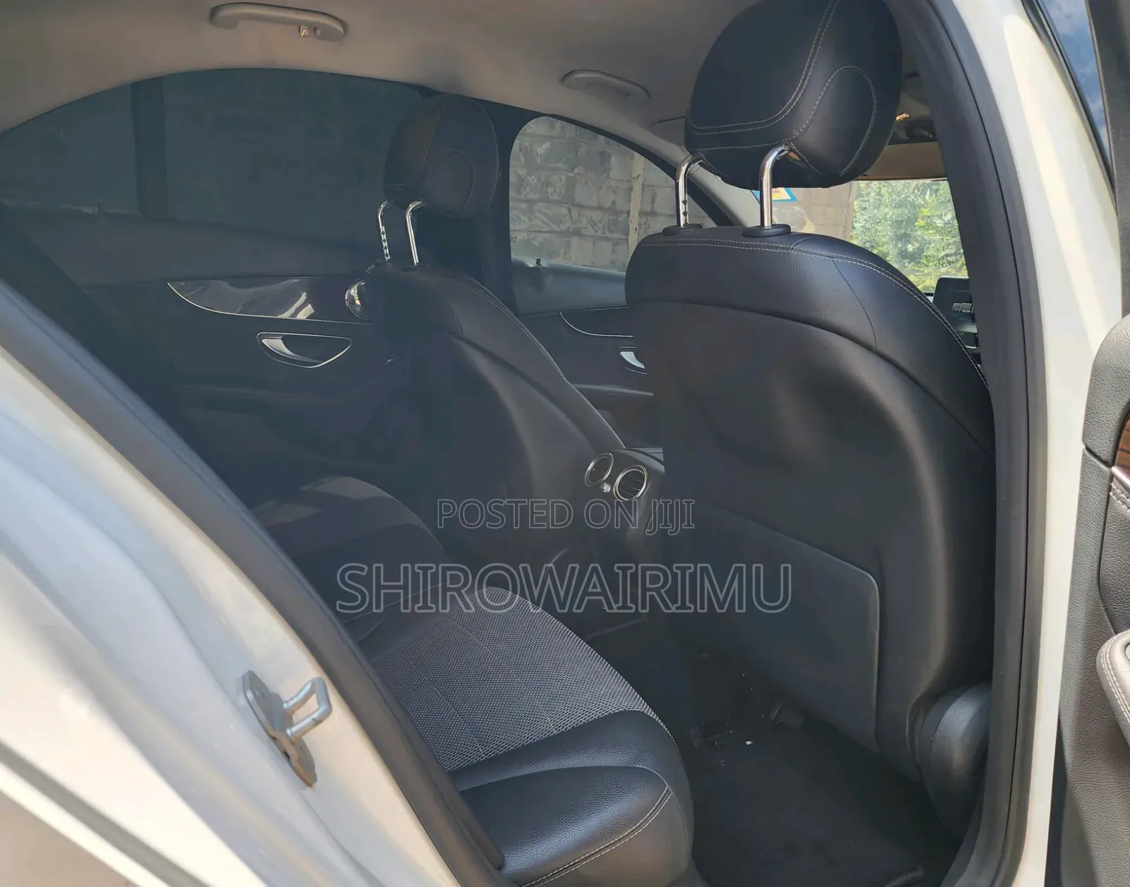 Mercedes-Benz C200 2016 Off white