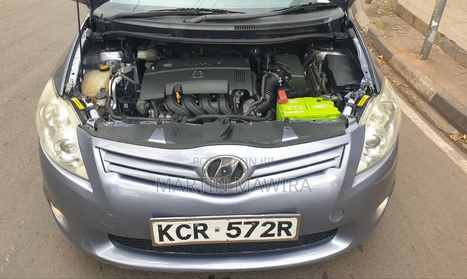 Toyota Auris 2010 Gray