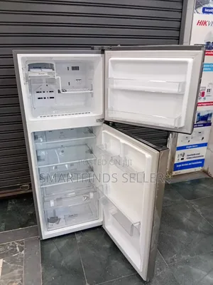 Samsung Frost-Free Refrigerator