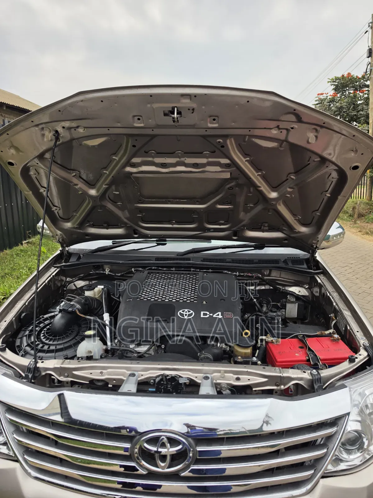 Toyota Fortuner 2009 Gold