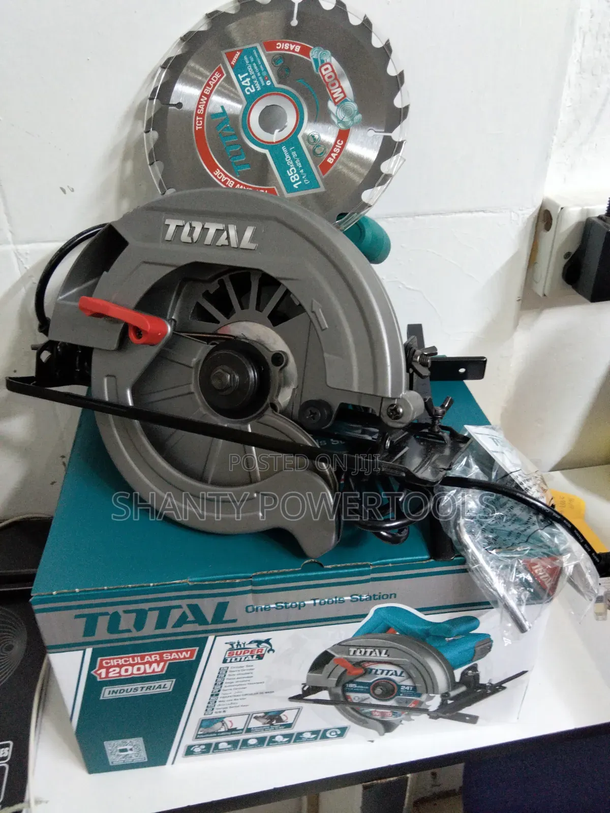 Total Circular Saw 1200watts