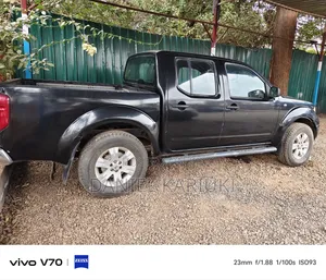 Nissan Navara 2.5 2006 Black