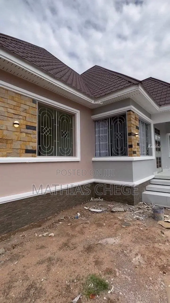 Construction Services, Residentials Commercial.Foreman | Fundi