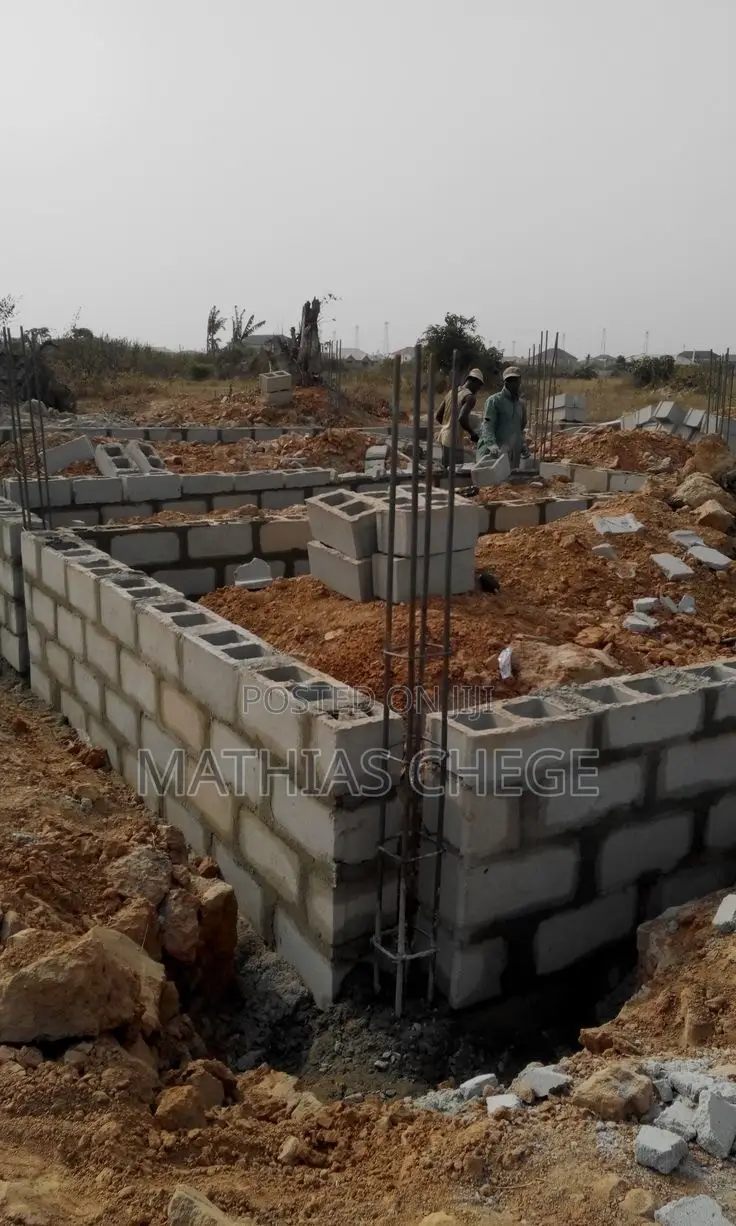 Construction Services, Residentials Commercial.Foreman | Fundi