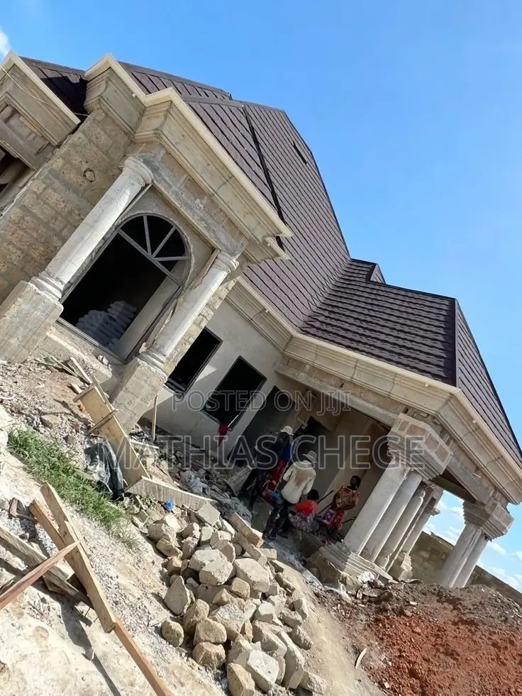 Foreman / Construction Services / Fundi