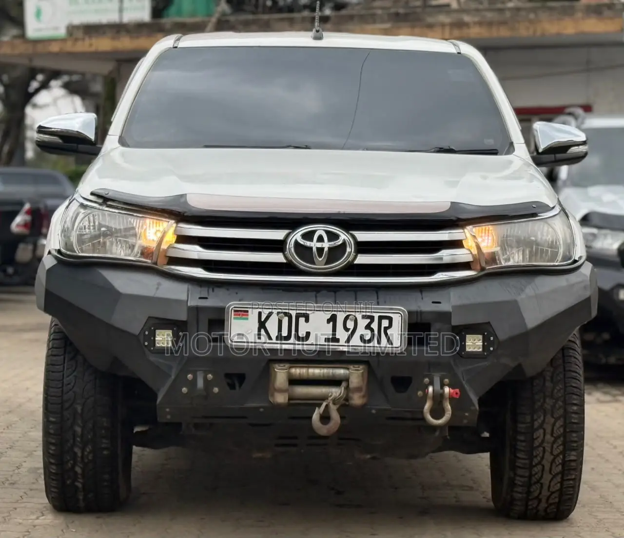 Toyota Hilux 2017 White