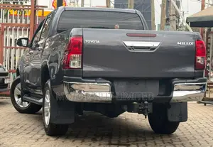 Toyota Hilux 2019 Gray
