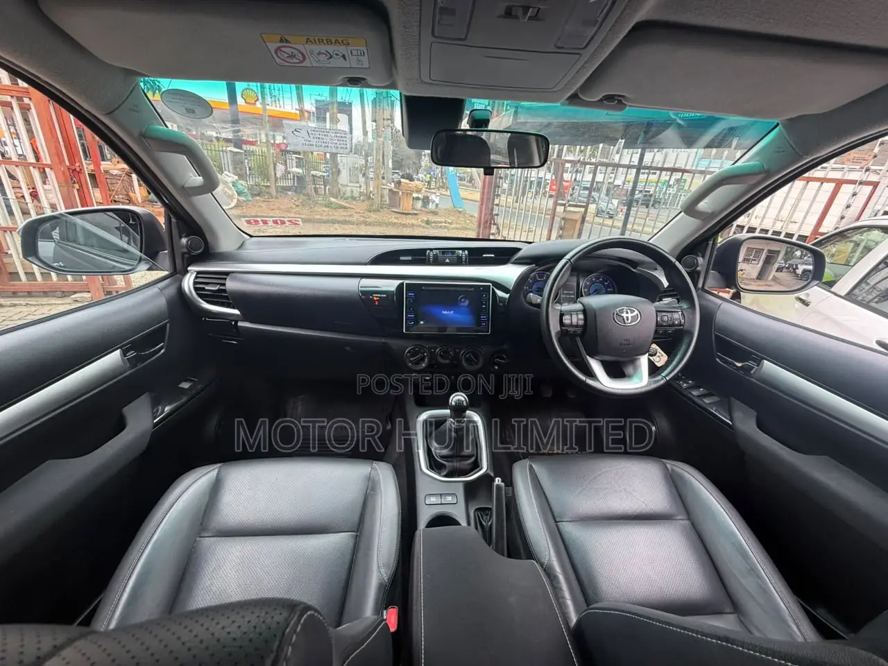 Toyota Hilux 2019 Gray