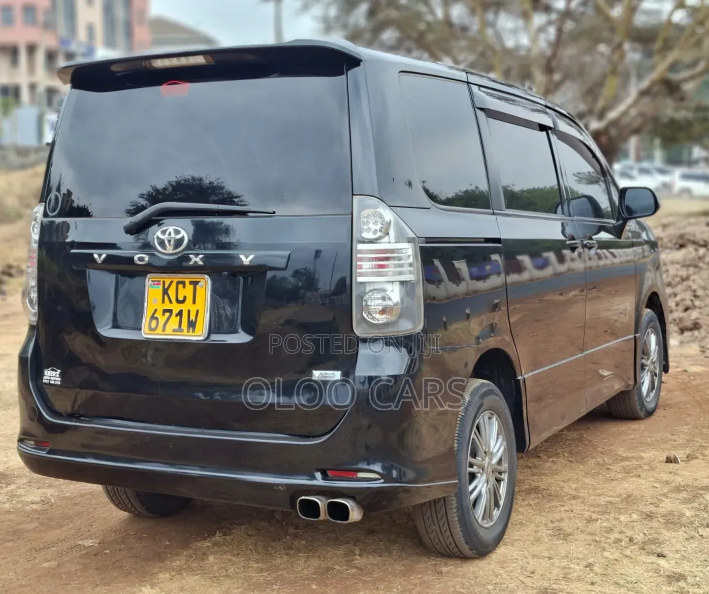 Toyota Voxy 2011 Black
