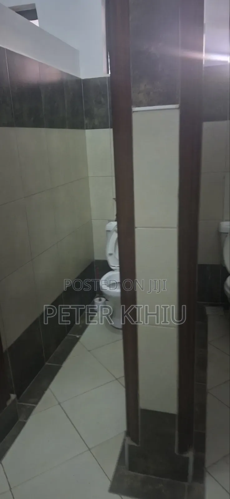 Godown to Let 5000sqft in Baba Dogo on 2nd Floor