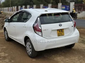 Toyota Aqua 2018 White