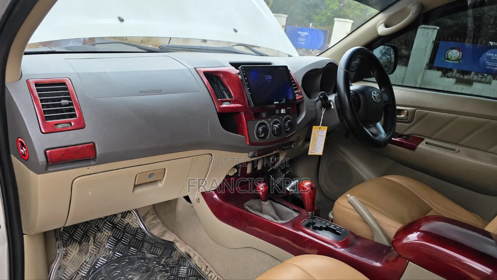 Toyota Hilux 2011 Gray