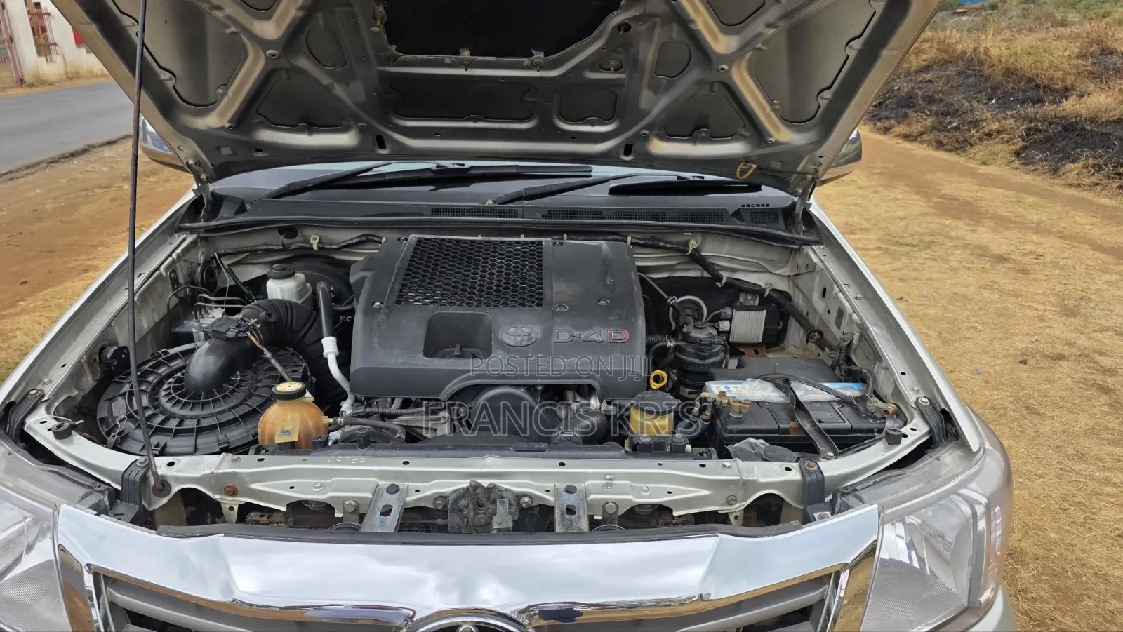 Toyota Hilux 2011 Gray
