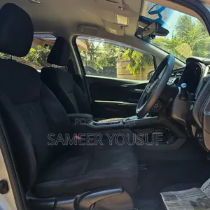 Honda Fit Shuttle 2020 Silver