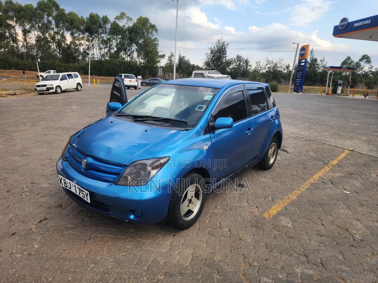 Toyota IST 2002 Blue