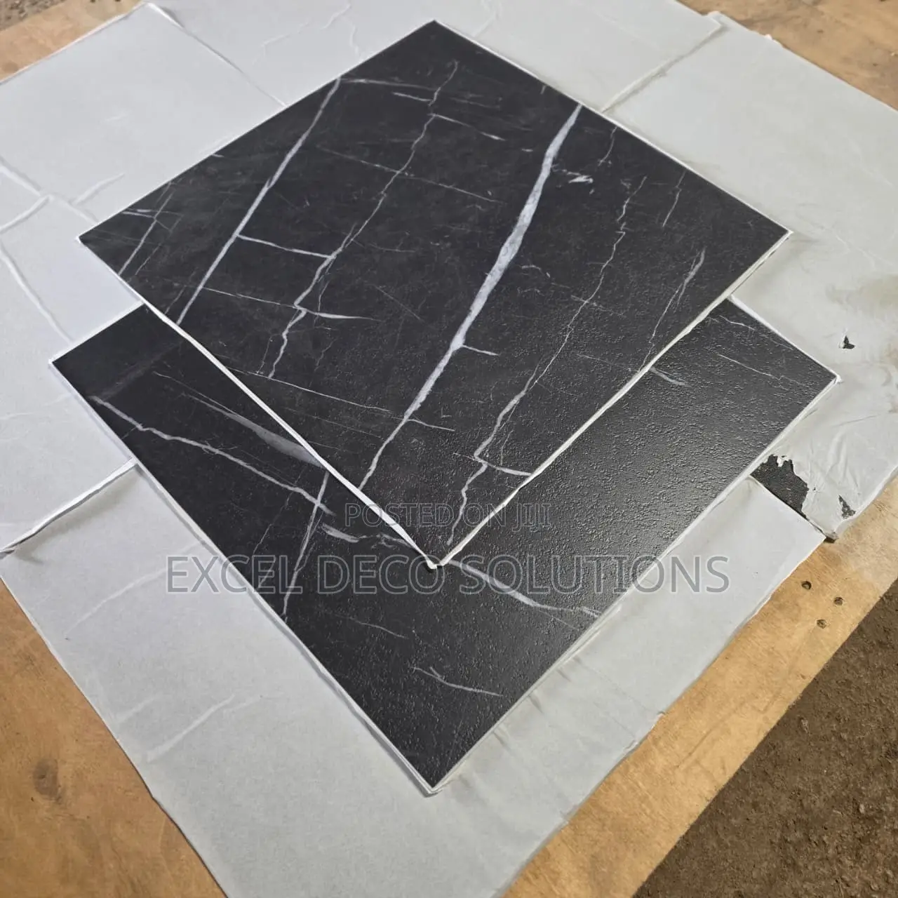 PVC Peel and Stick Tiles | 450×450mm Floor Finish