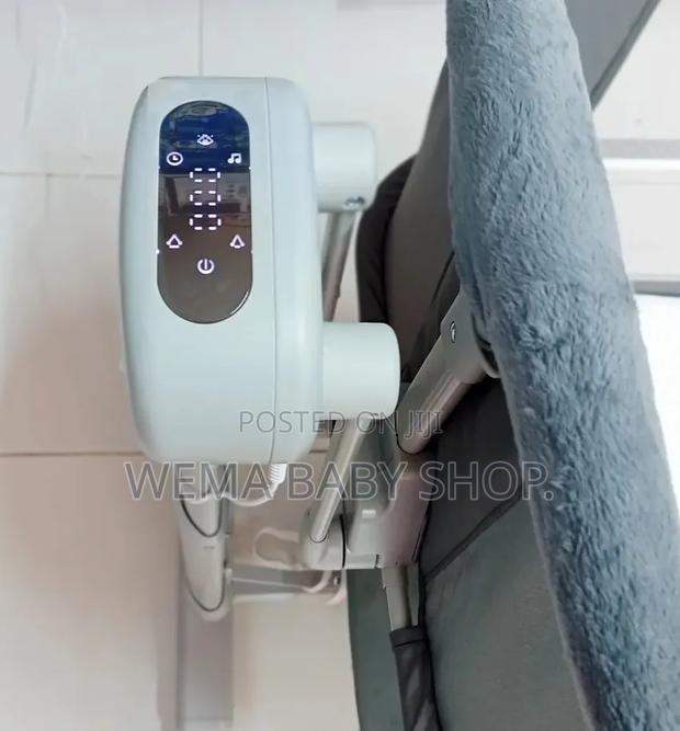 Electric Coolbaby 4-in-1 Multi-Functional Bedside Bassinet - thumbnail 6