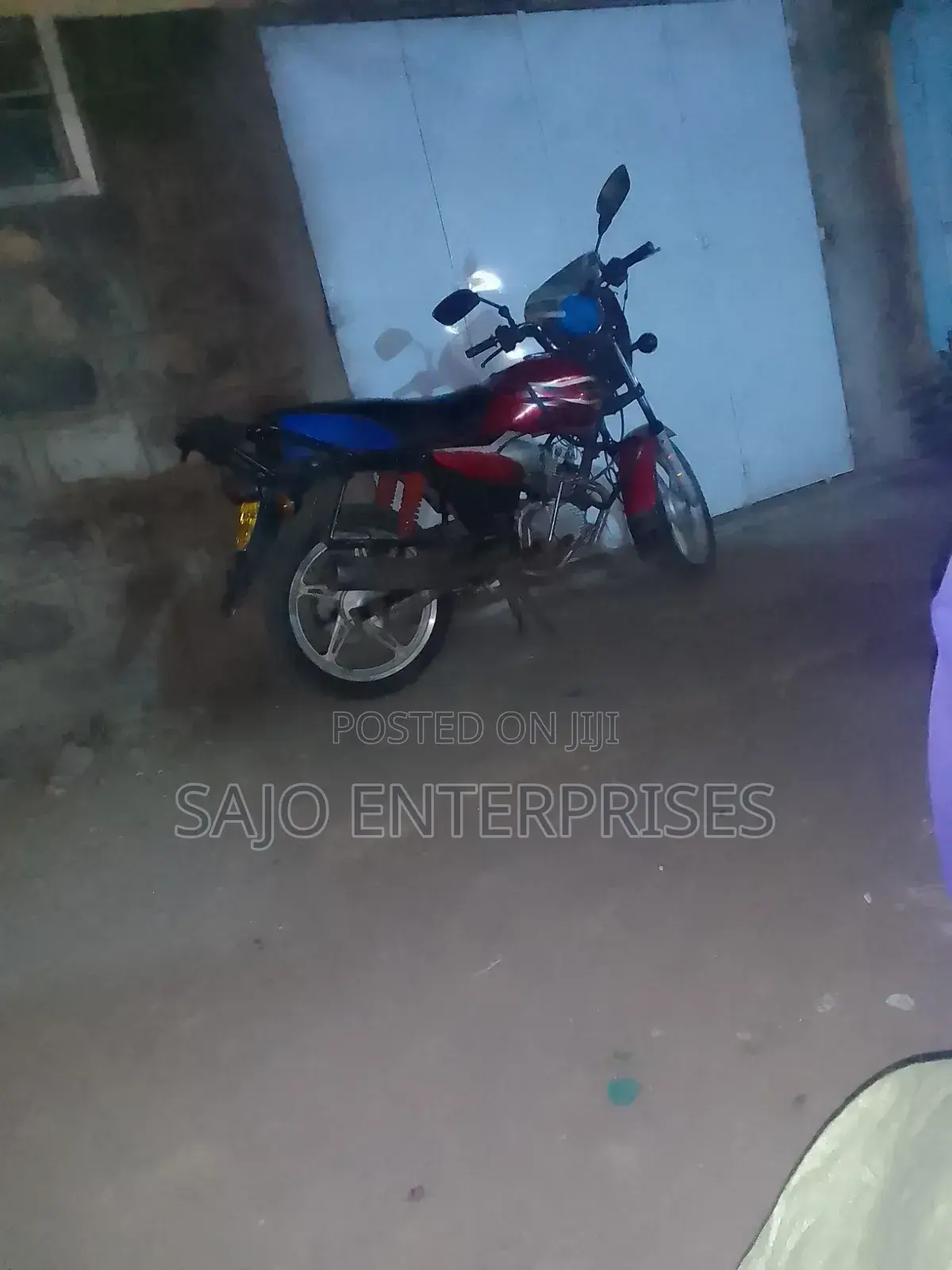 TVS HLX Plus ES 2019 Red