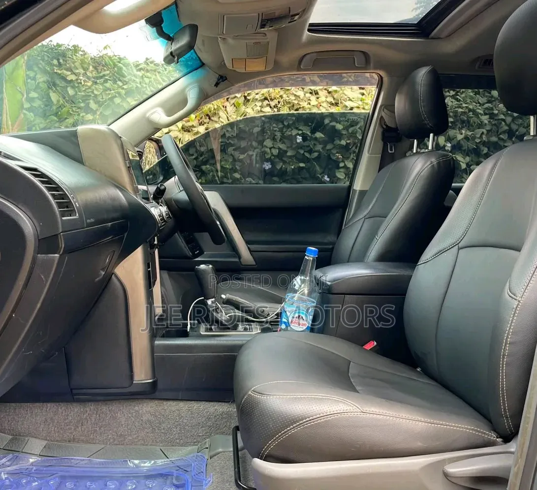 Toyota Land Cruiser Prado 2010 Burgundy