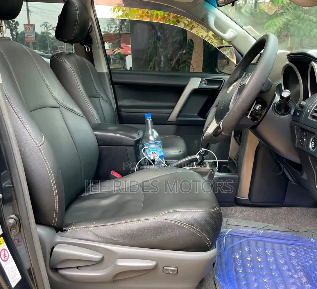 Toyota Land Cruiser Prado 2010 Burgundy