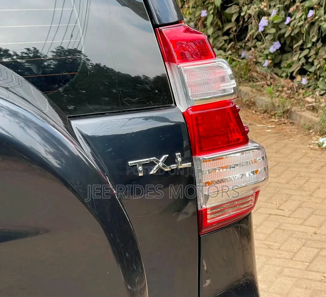 Toyota Land Cruiser Prado 2010 Burgundy